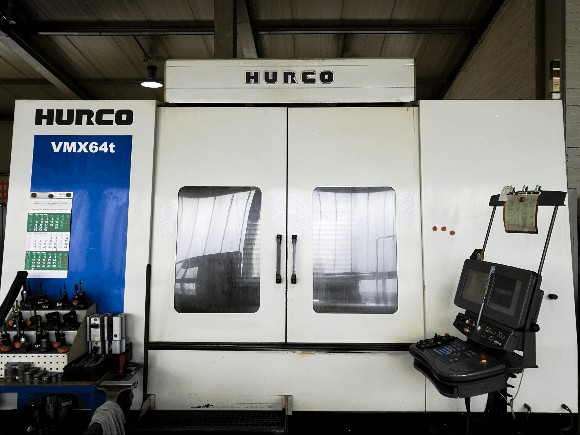 A Hurco VMX64/40T gép munkatere