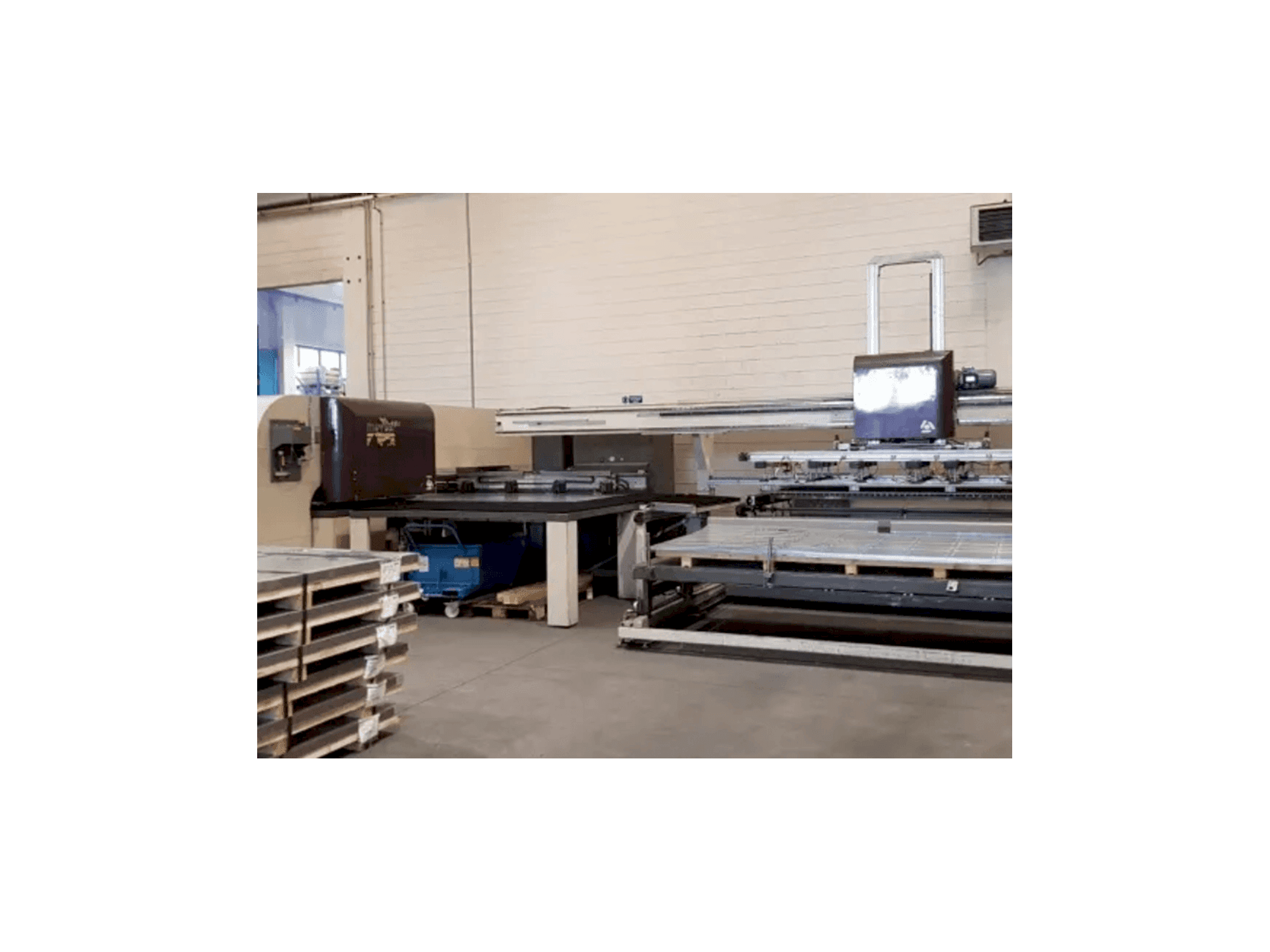 A DANOBAT P1631 gép elölnézete