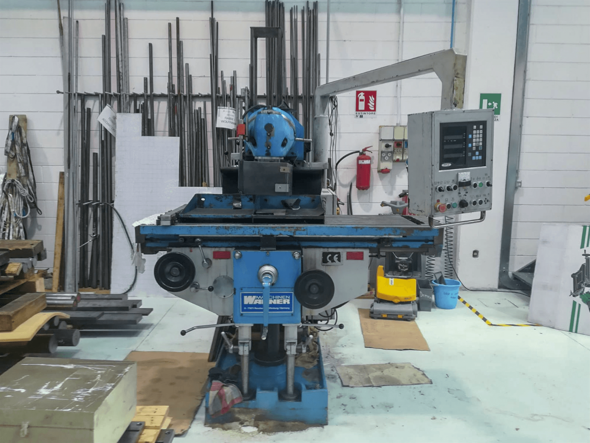 A WAGNER FCQ 1635 gép elölnézete