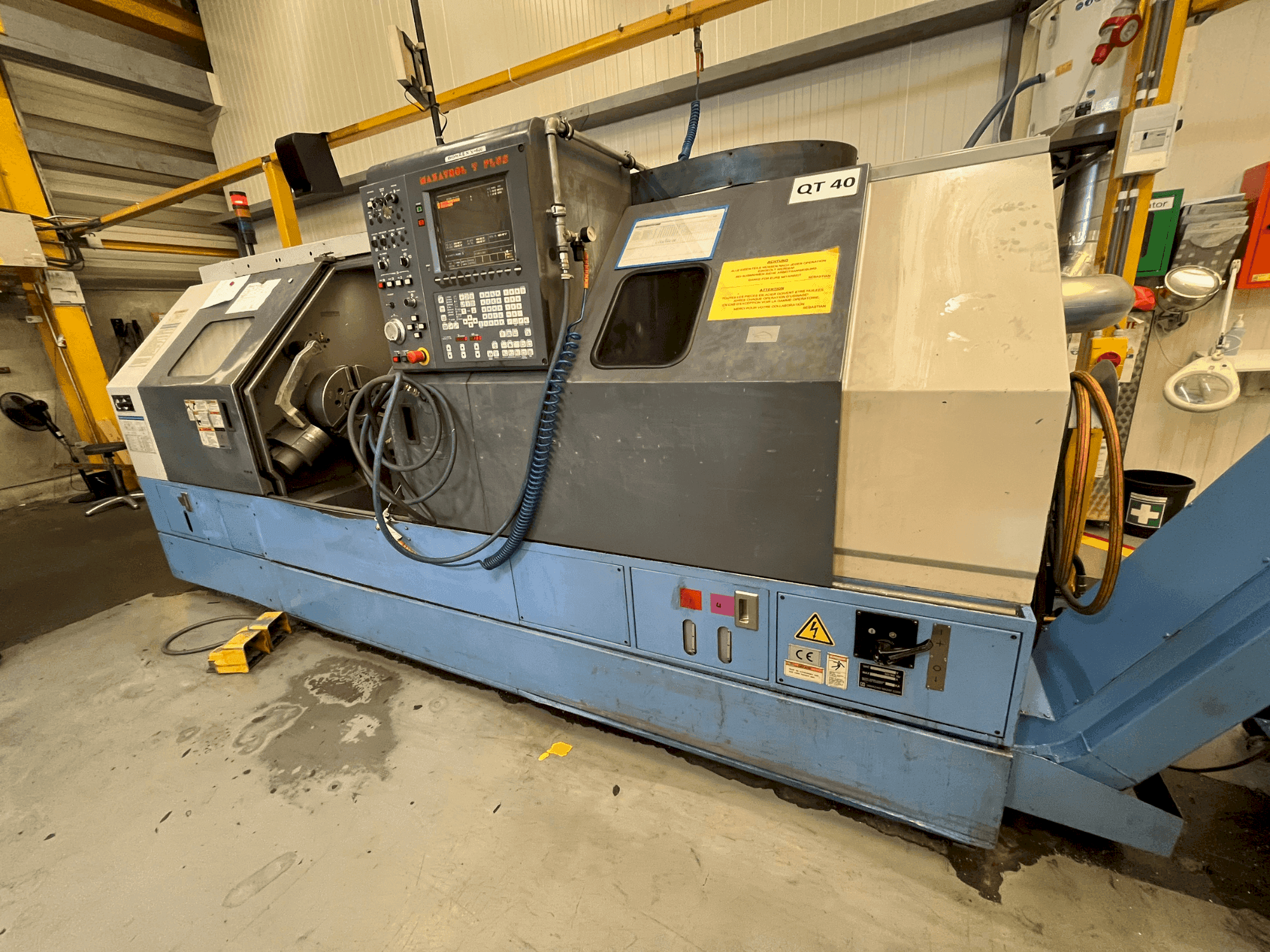 A Mazak QT-40 gép elölnézete
