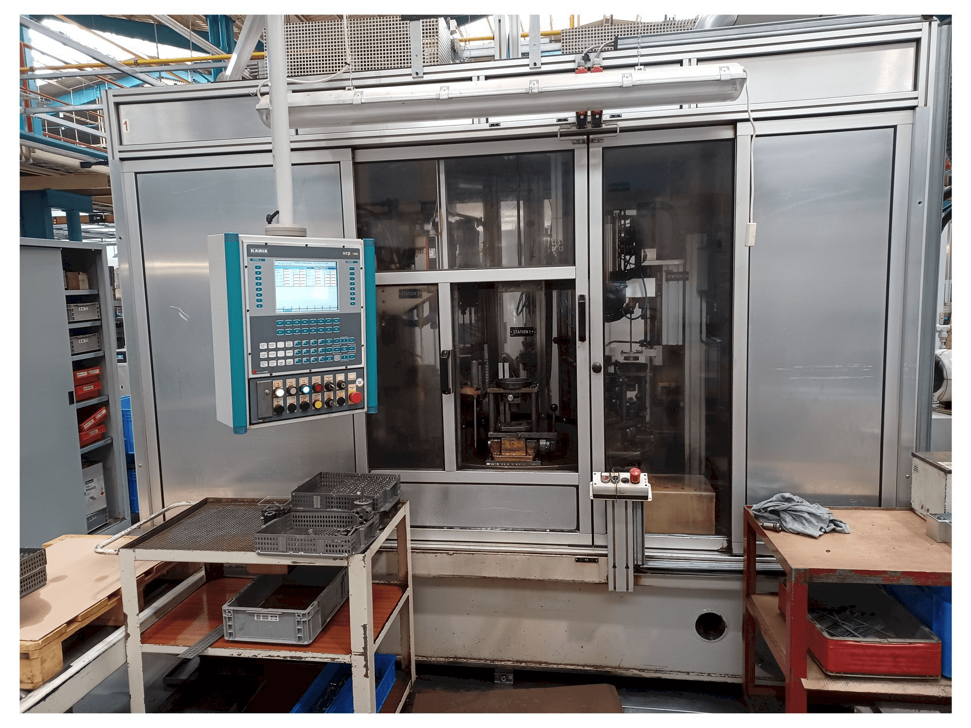 A KADIA 2PH 60/250R gép elölnézete