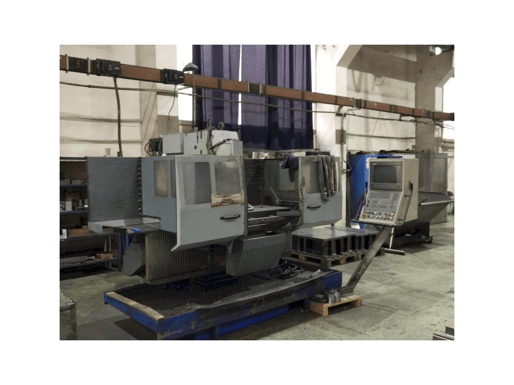 A TOS FGS 50 CNC-B gép elölnézete
