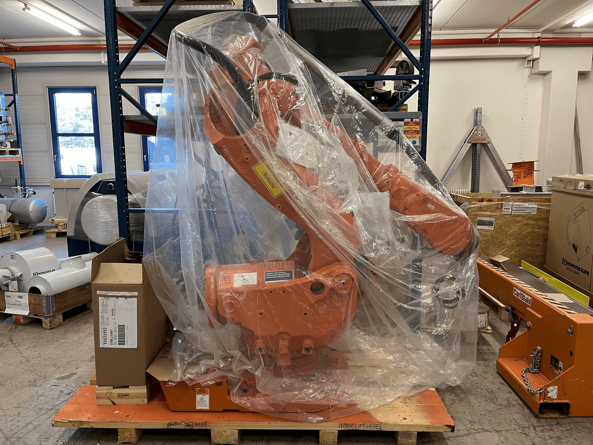 A ABB IRB 6600 M2004 gép elölnézete