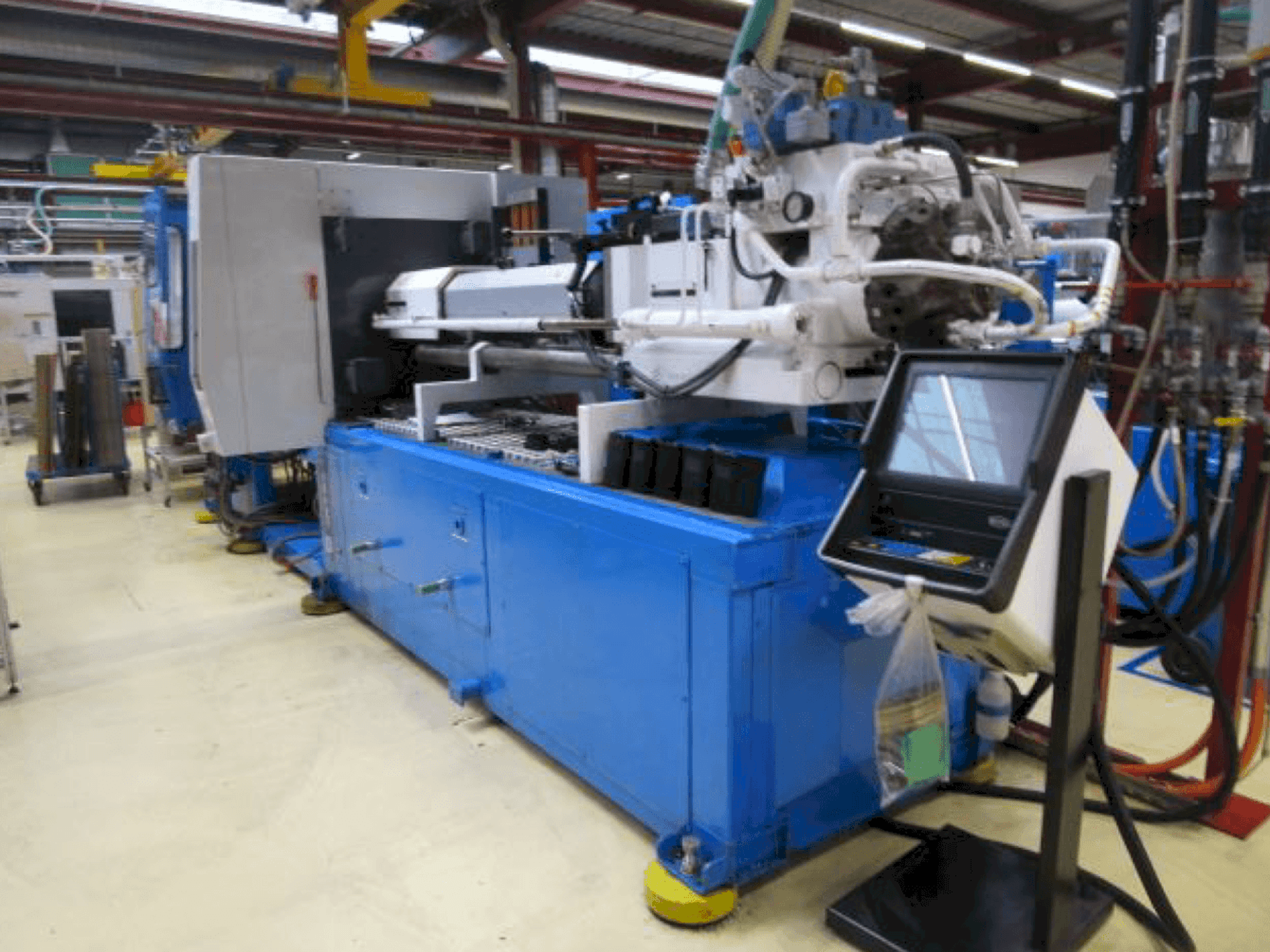 A ENGEL E-Motion 940/280 gép elölnézete
