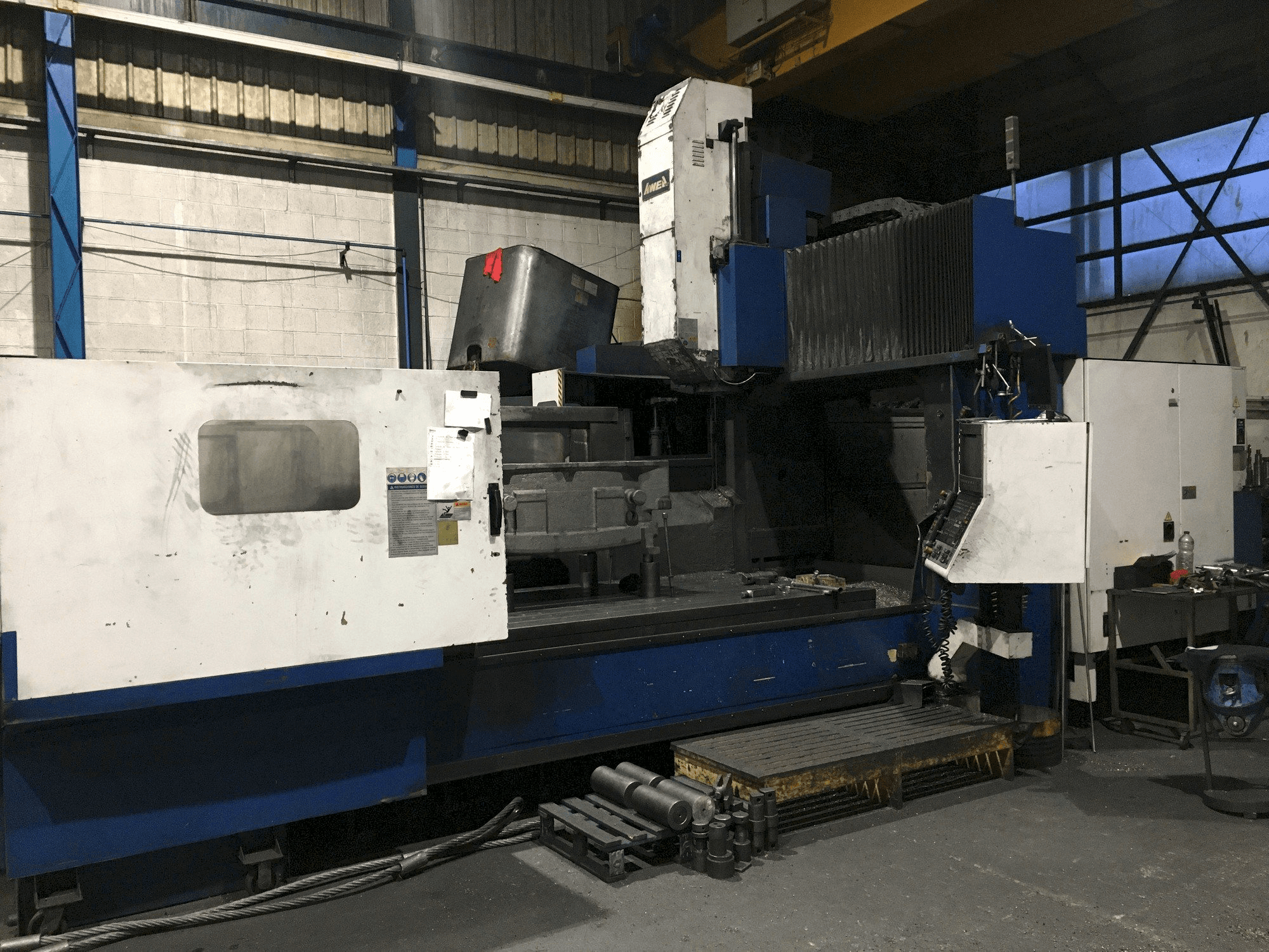 A AWEA SP 3016 gép elölnézete