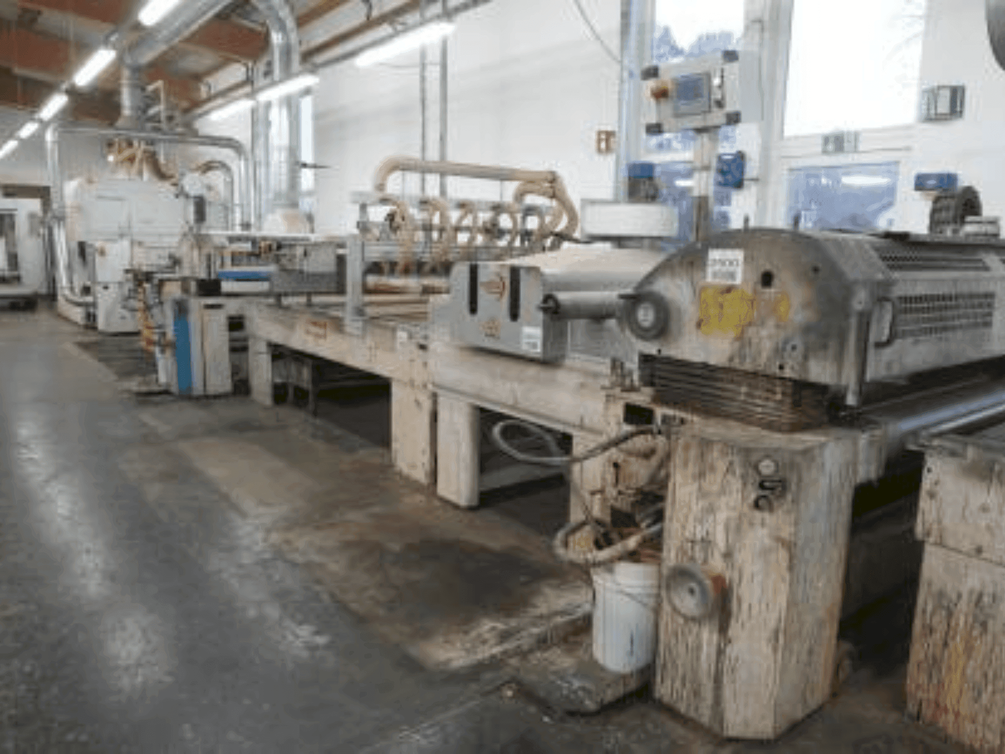 A HEESEMANN HEESEMANN BÜRKLE (2001) gép elölnézete