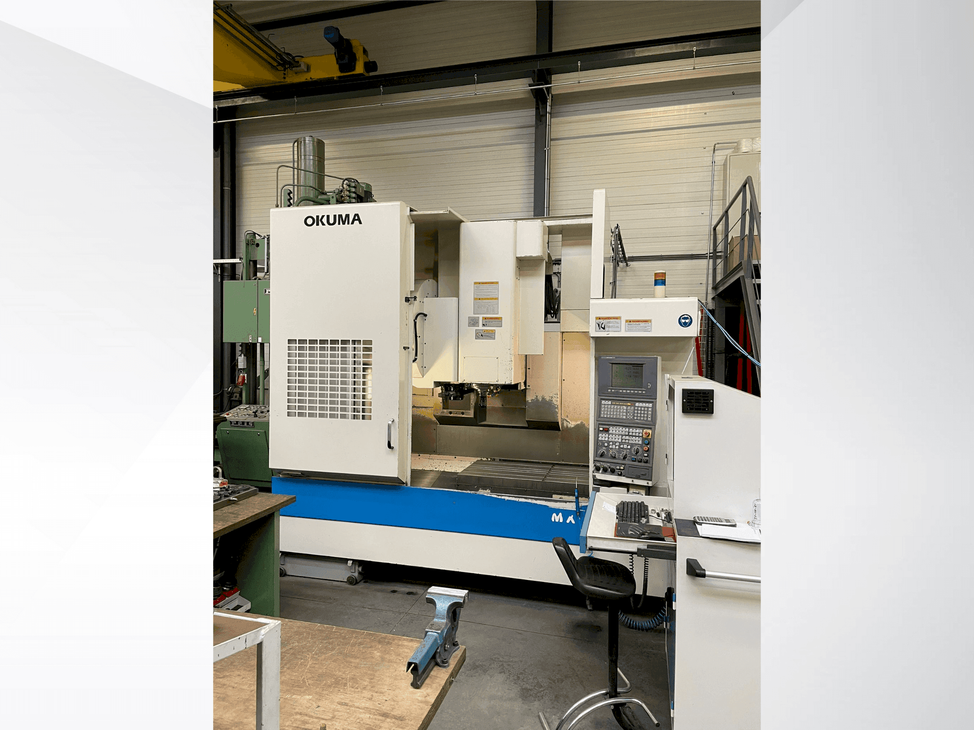 A Okuma MX-55VB gép elölnézete