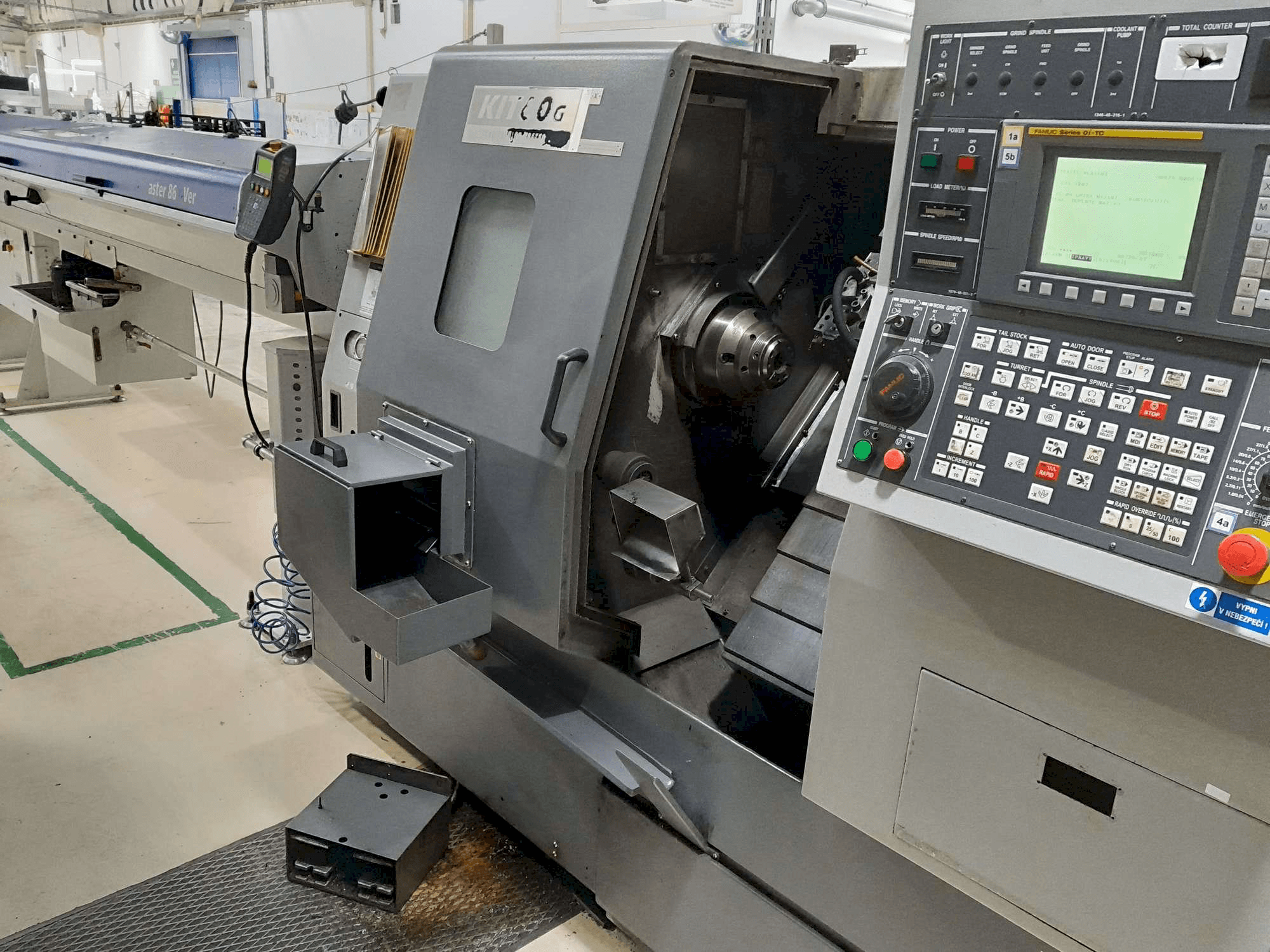 A Hyundai Kia KIT60G gép elölnézete