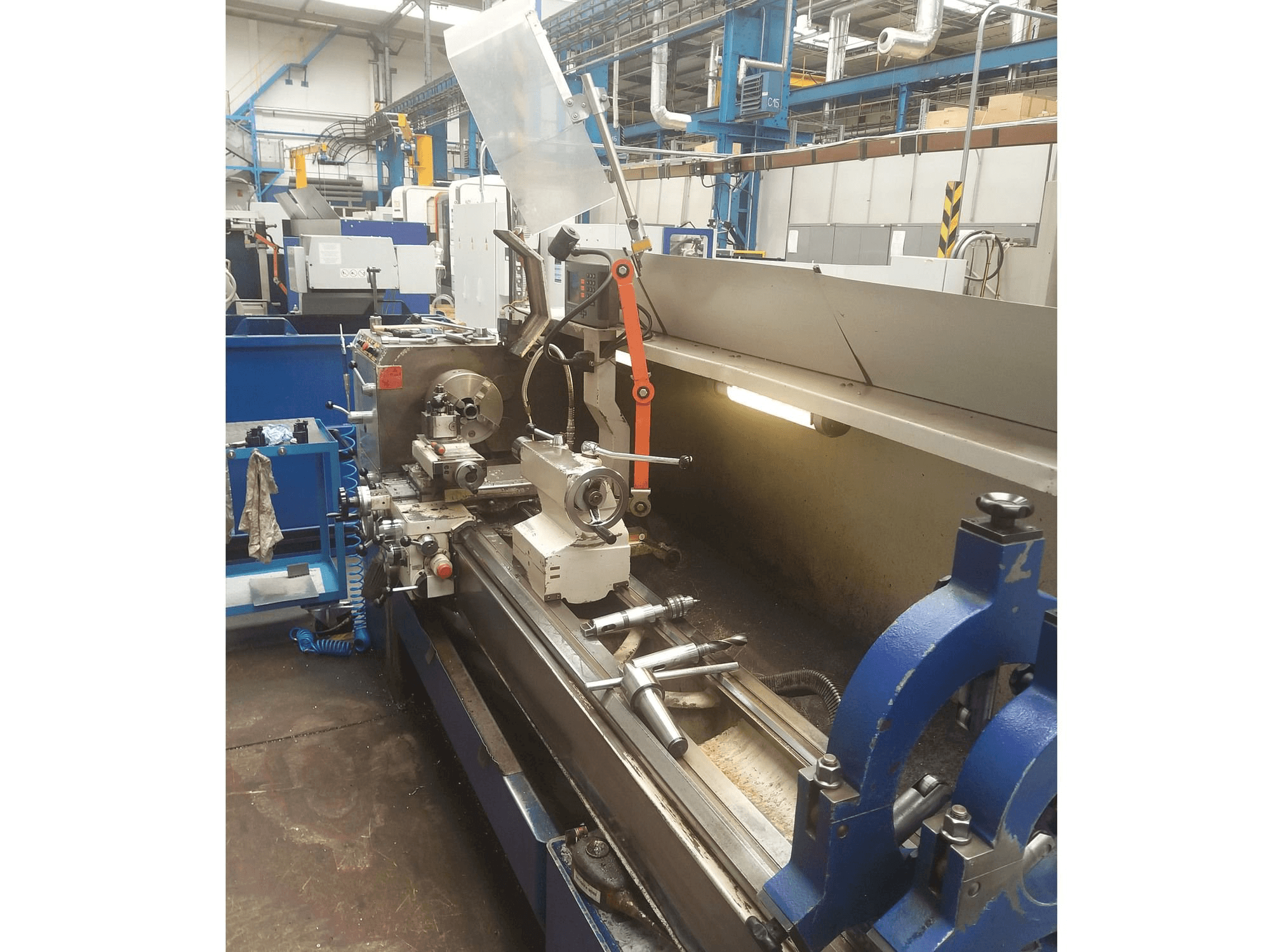 A Weiler DA 260 AC gép jobb oldali nézete