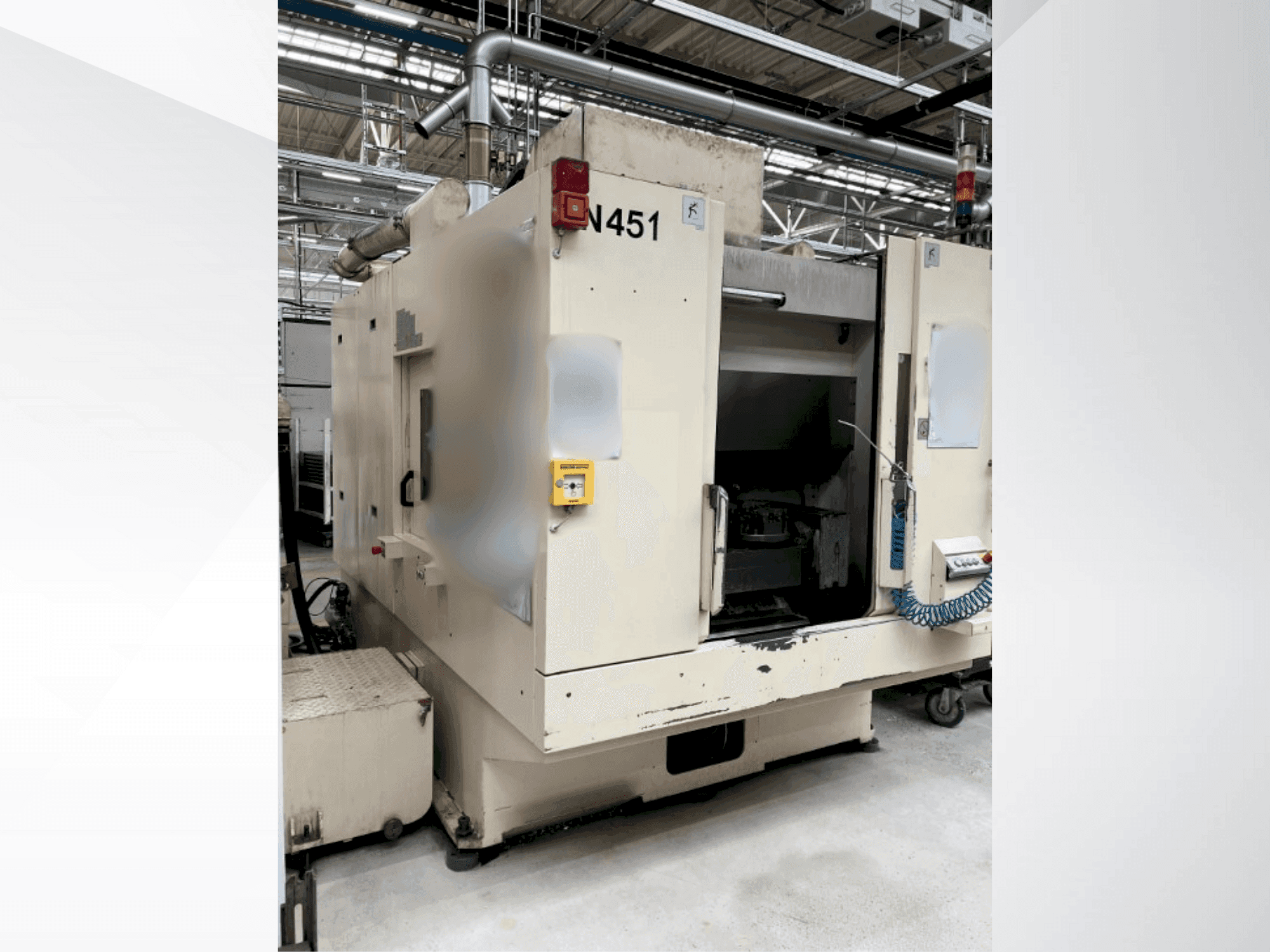 A CHIRON DZ 18 W gép elölnézete