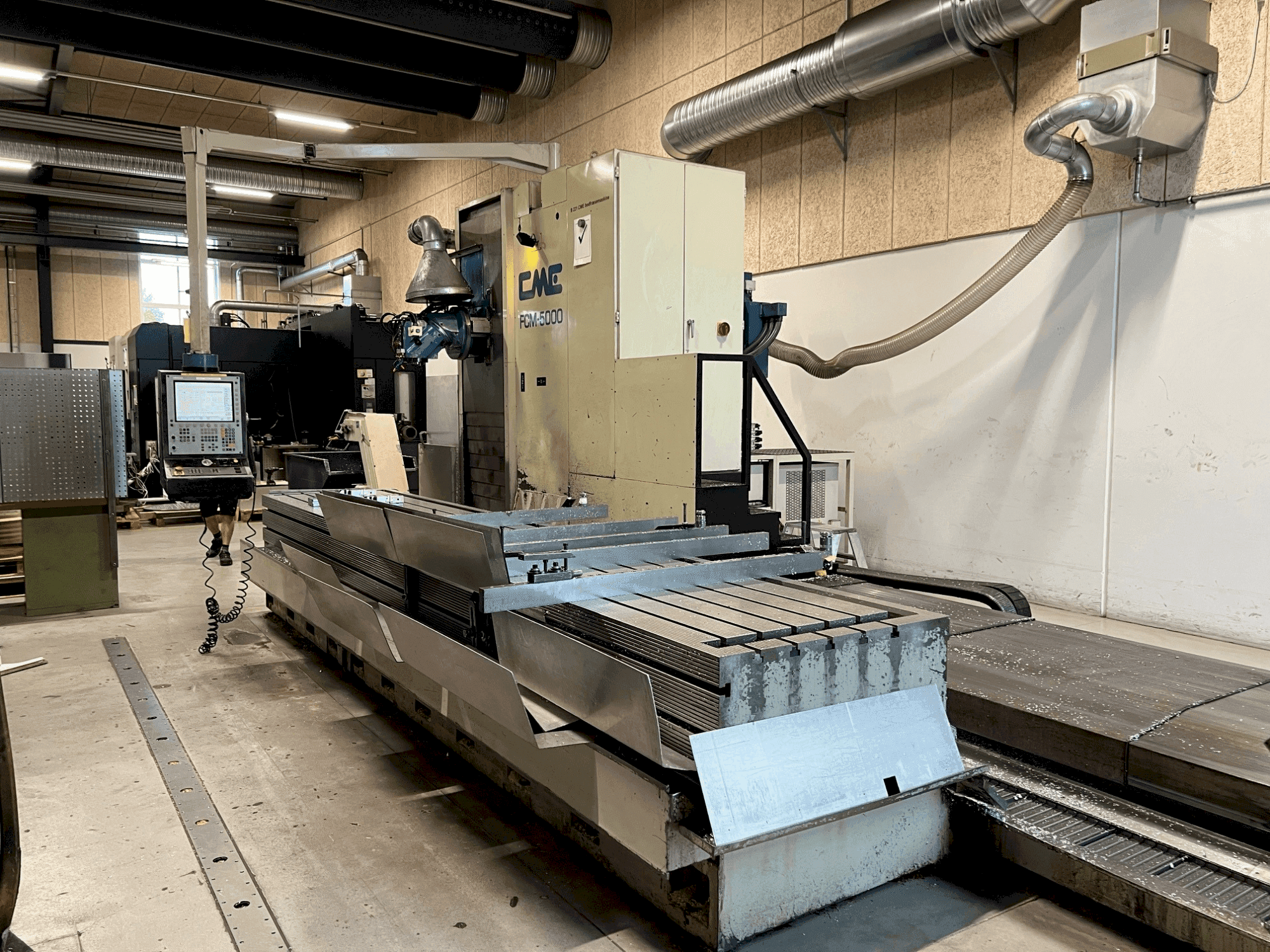 A CME FCM 5000 gép elölnézete