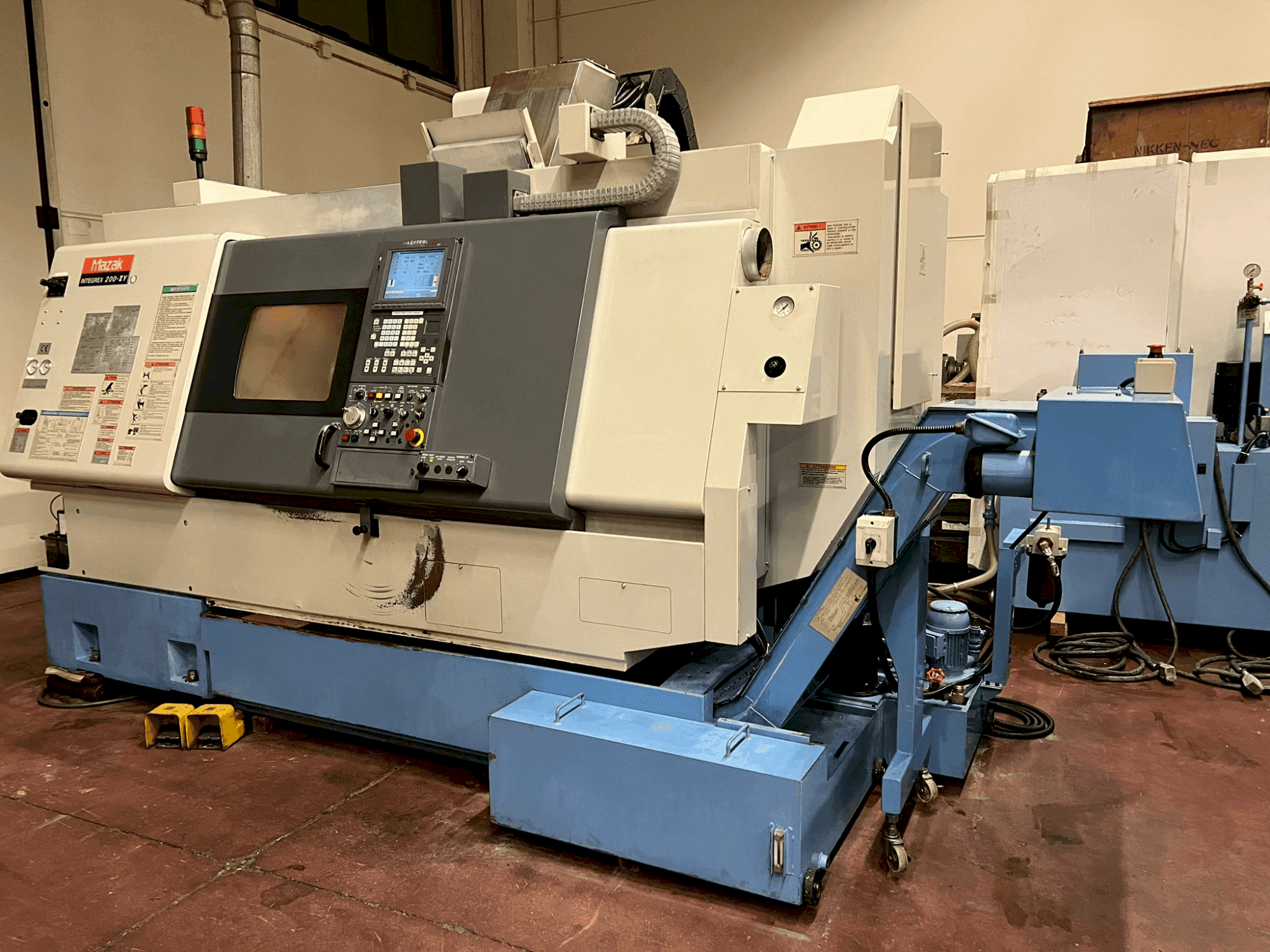 A Mazak Integrex 200 IIY gép elölnézete