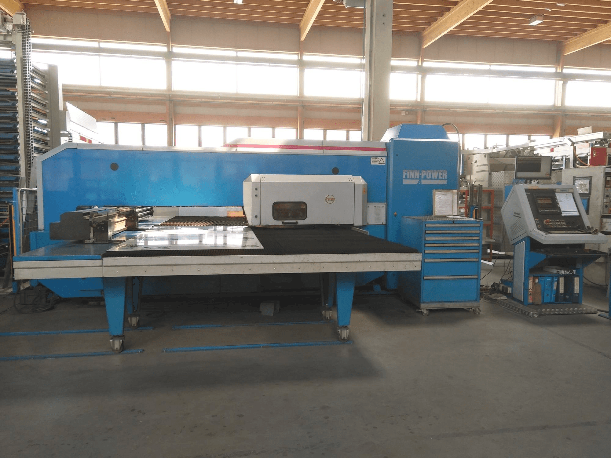 A Finn-Power A5-20SB gép elölnézete