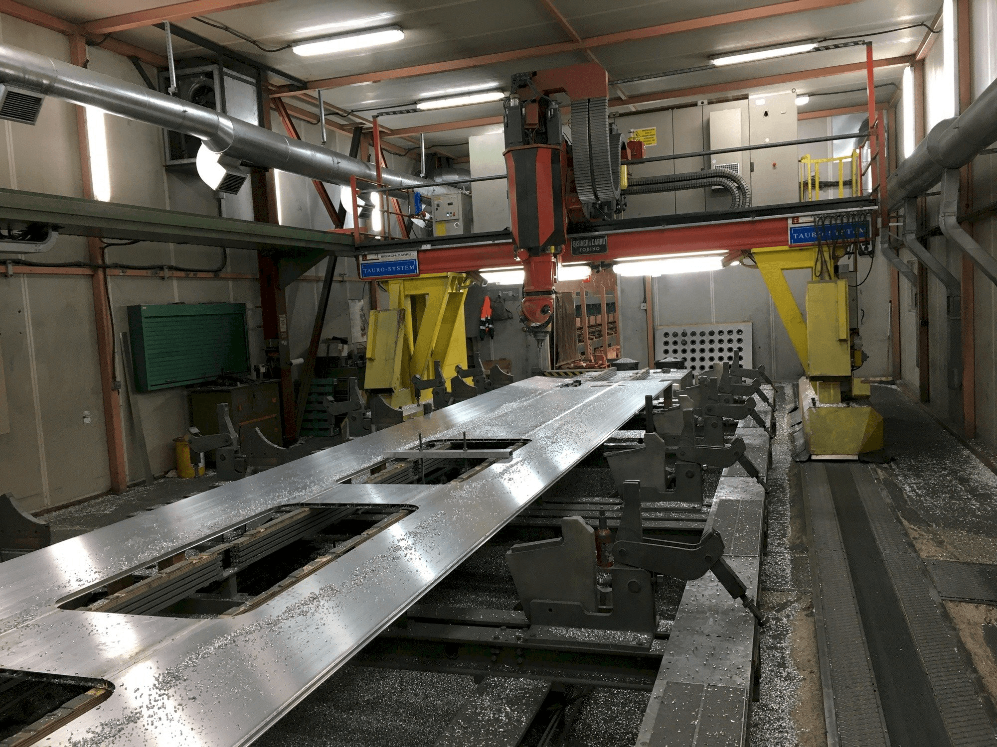 A Bisiach & Carru TJKP8/11/F gép elölnézete