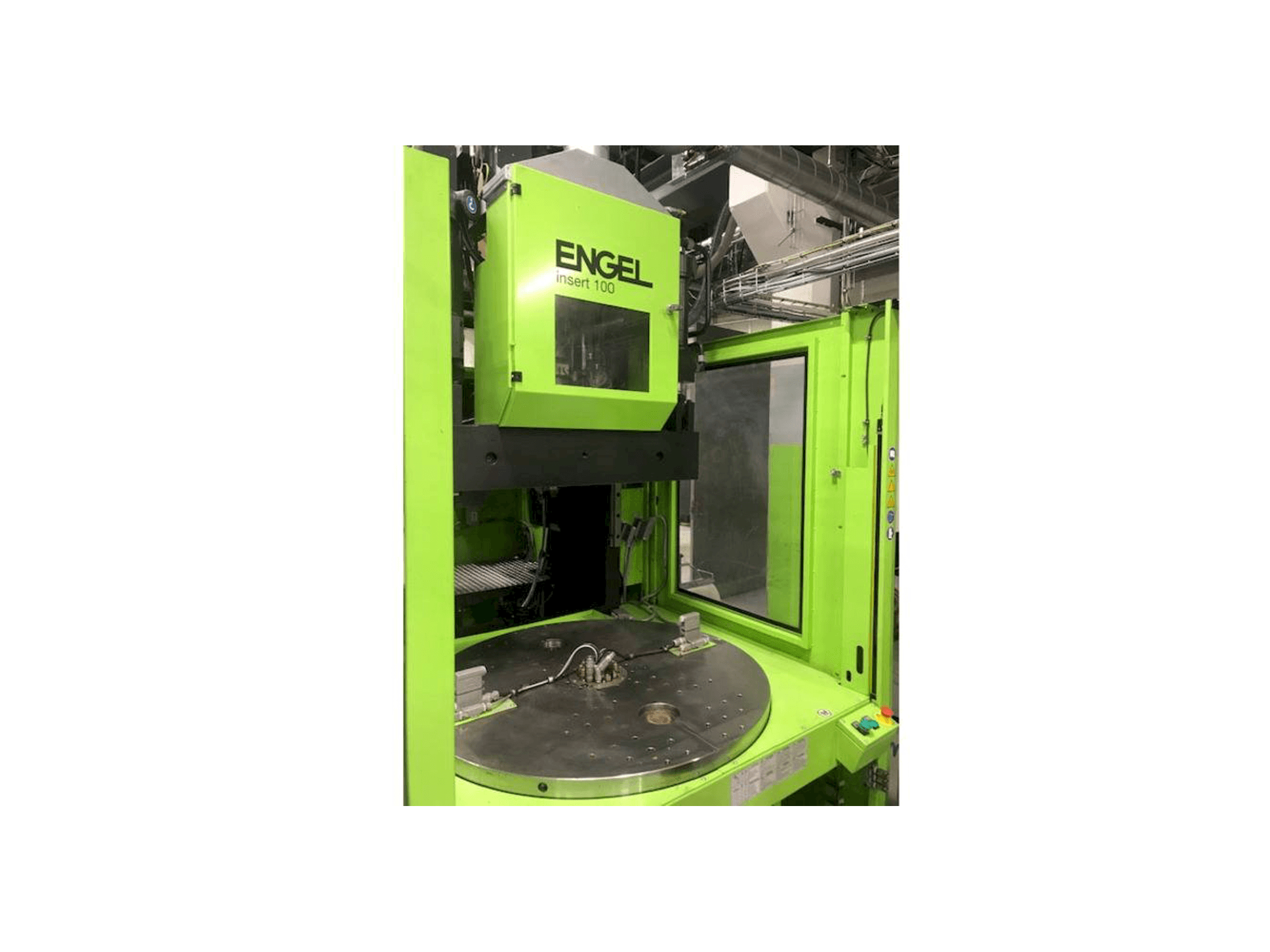 A Engel INSERT 500V/100 gép elölnézete