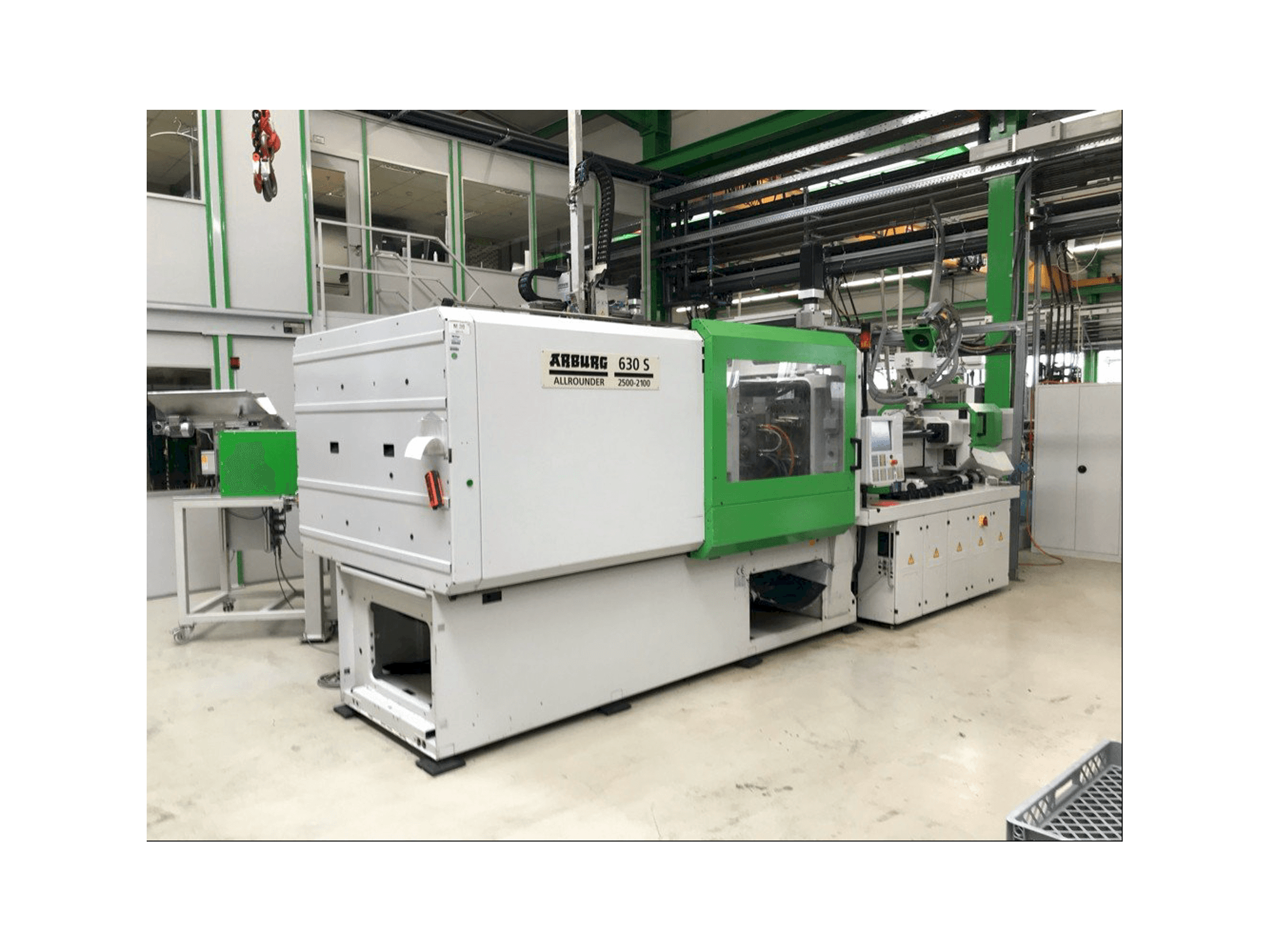 A Arburg 630 S 2500-2100 gép elölnézete