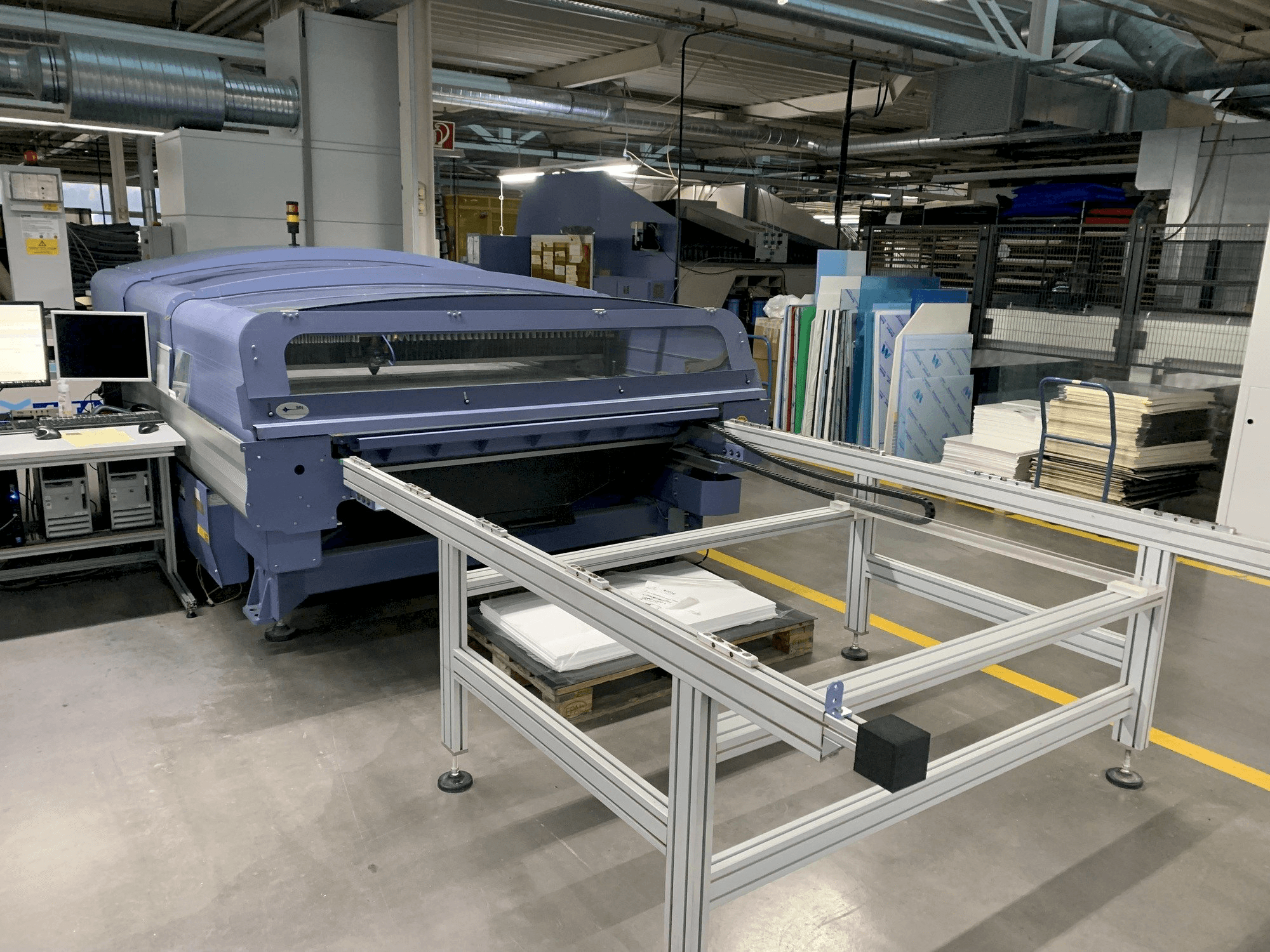 A SEI MERCURY 603 1520 350W gép elölnézete